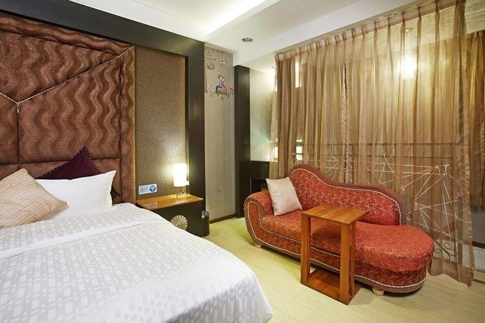Prague Spring Boutique Motel Liujia Экстерьер фото
